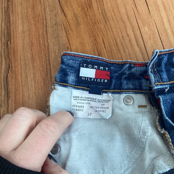 Tommy Hilfiger Jeans Size 3T - Picture 6 of 10